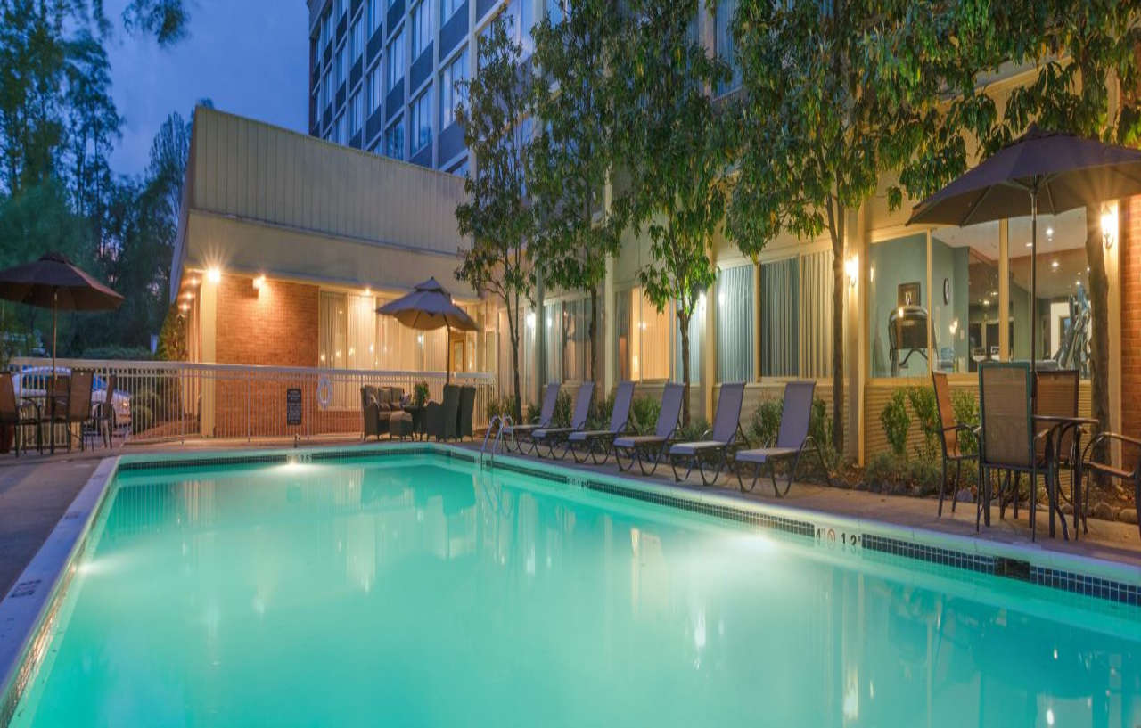 Holiday Inn Charlottesville-Monticello By Ihg Extérieur photo